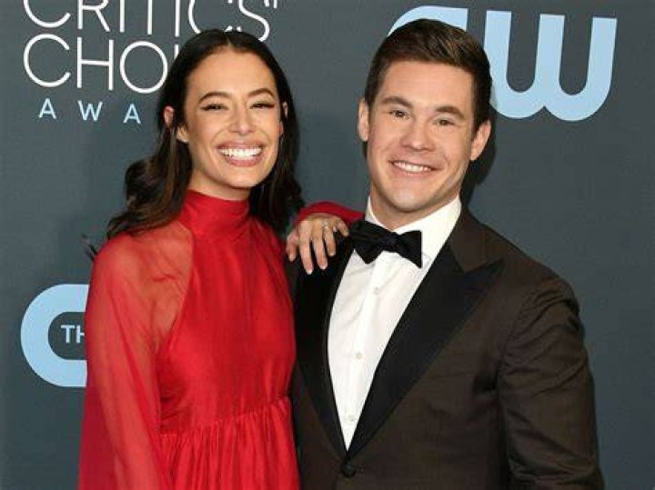 Adam DeVine and Chloe Bridges Cutest Couples at the 2016 People's