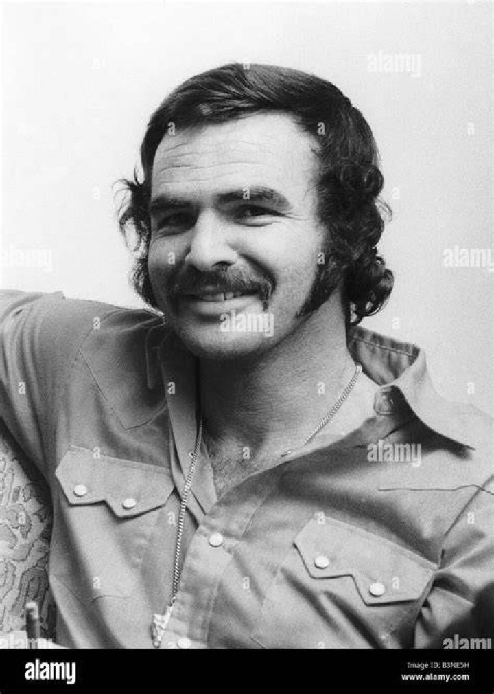 Burt Reynolds' bio net worth, height, children, and cause of death