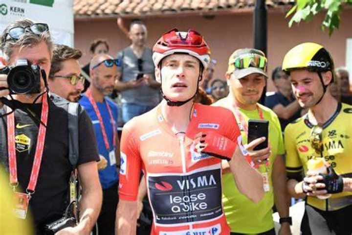 Danish cycling chief “can't understand” why Vingegaard turning down