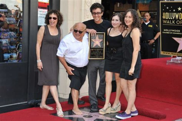 Danny DeVito’s 3 Kids All About Lucy, Gracie and Jake