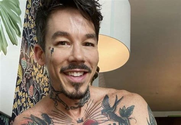David Bromstad Net Worth, Tattoos, Height, House, Bio EcelebGossip