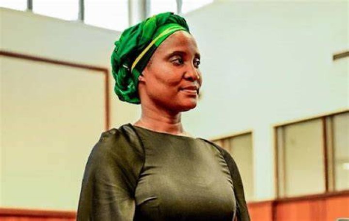 Duduzile Zuma: Unveiling Her Qualifications And Achievements