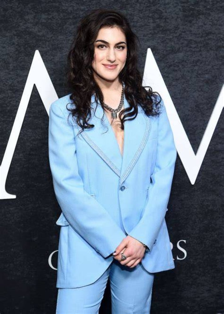 Lilli Kay, Bio, Career, Dating, Instagram, And Details Dicy Trends