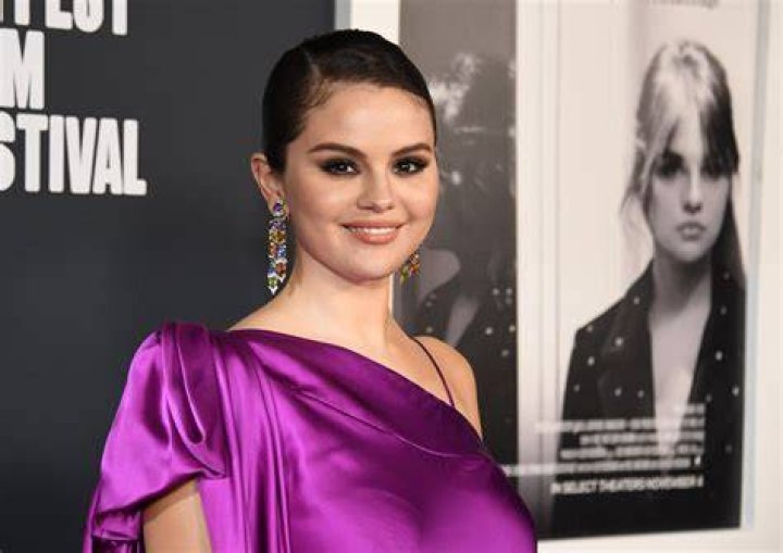 Selena Gomez kilosunu eleştirenlere çıkıştı "Model değilim, hiçbir