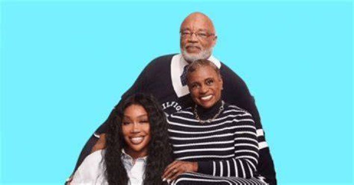 Where Do SZA's Roots Lie: Exploring Her Parents' Heritage