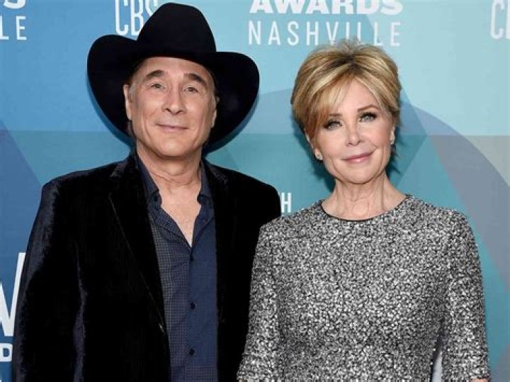 Who Is Lisa Hartman Black? Meet The Actress, Singer And Wife Of Clint